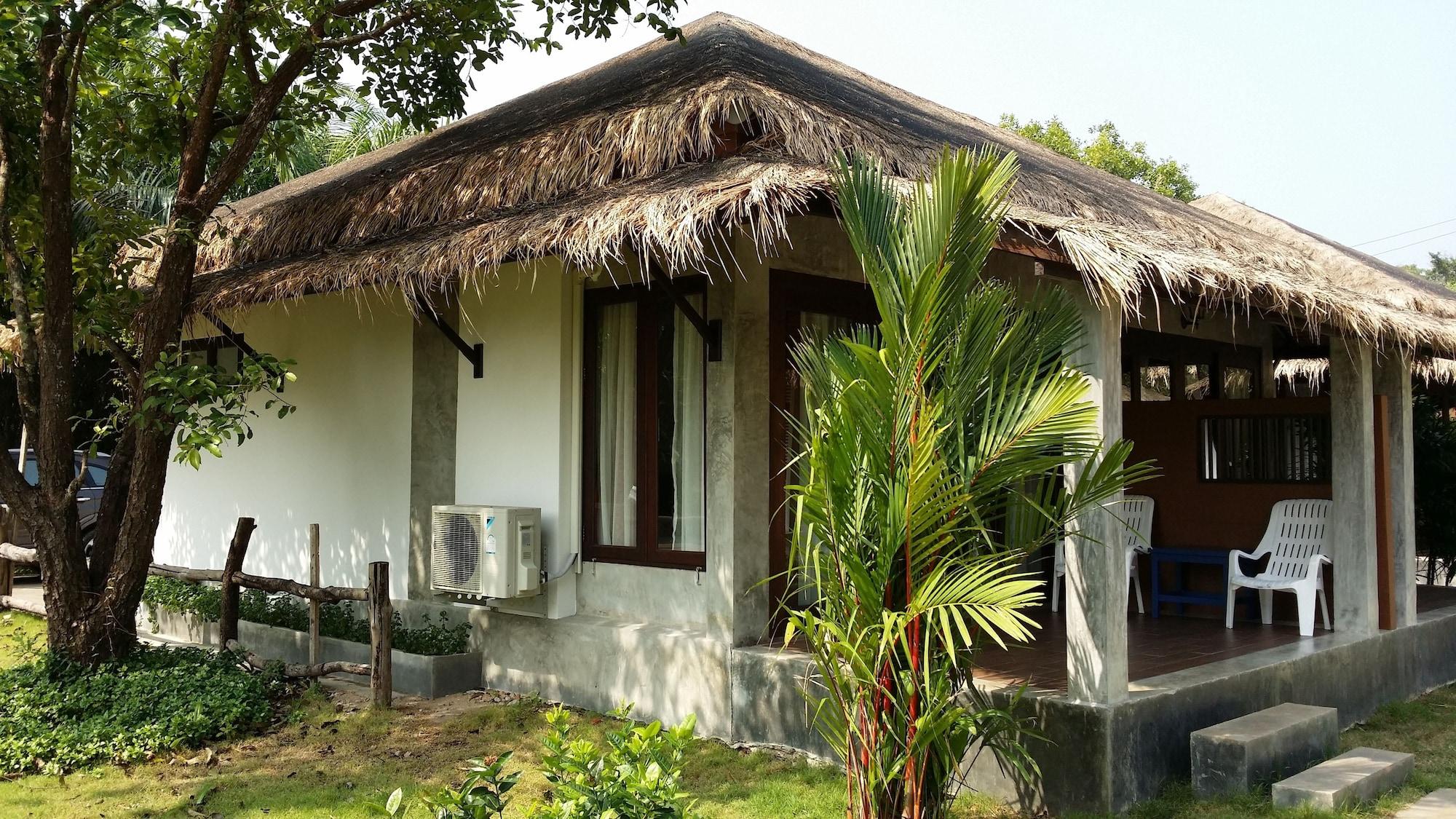 Nana Beach Hotel & Resort Pathiu Exterior foto