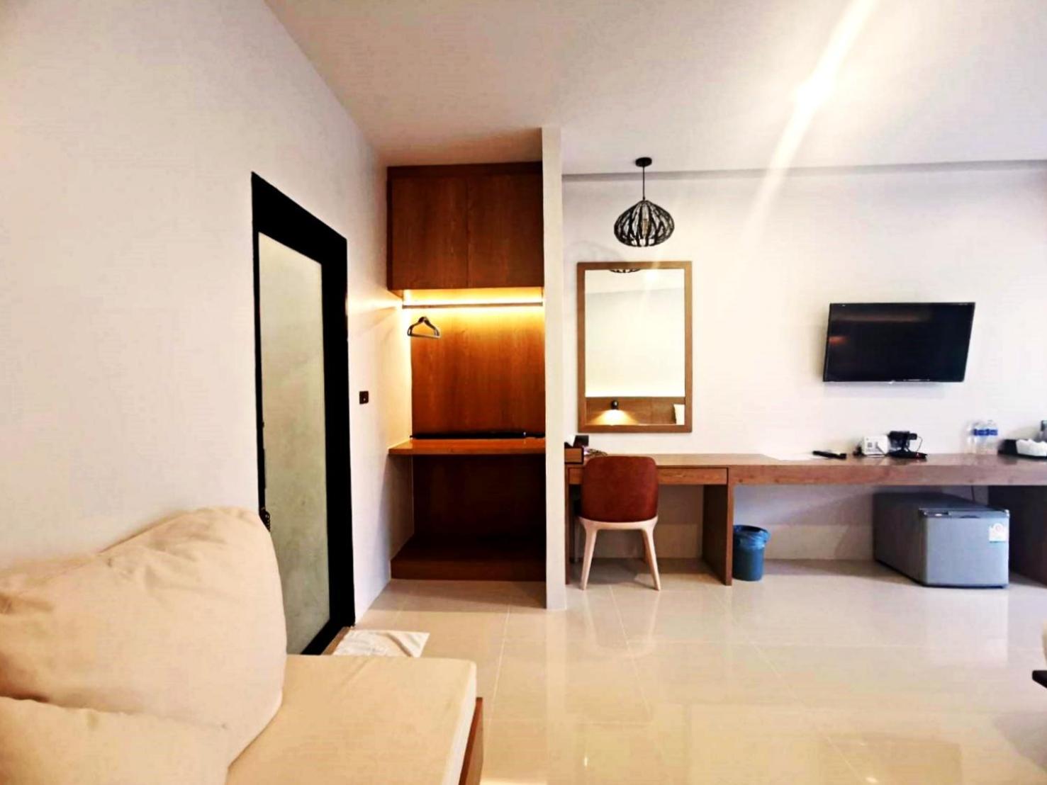 Nana Beach Hotel & Resort Pathiu Exterior foto