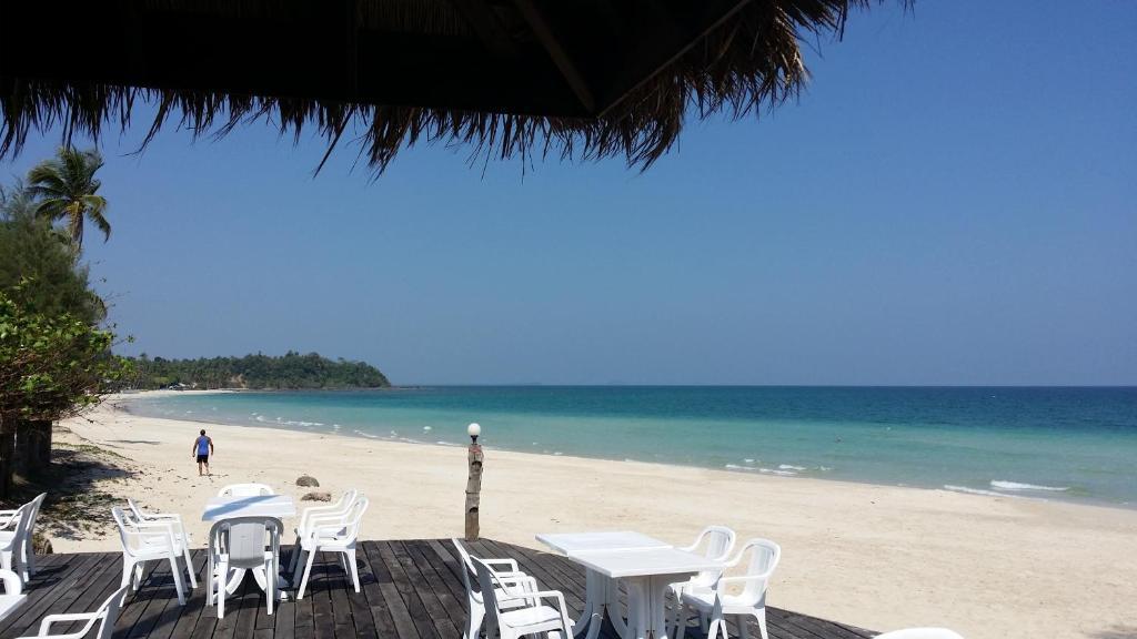 Nana Beach Hotel & Resort Pathiu Exterior foto