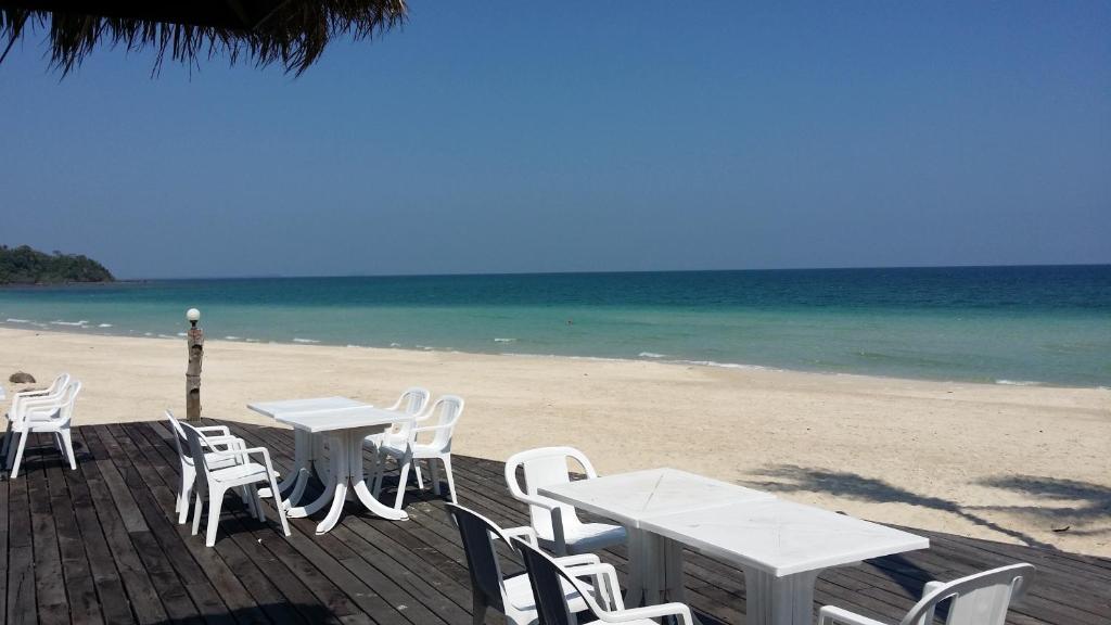 Nana Beach Hotel & Resort Pathiu Exterior foto